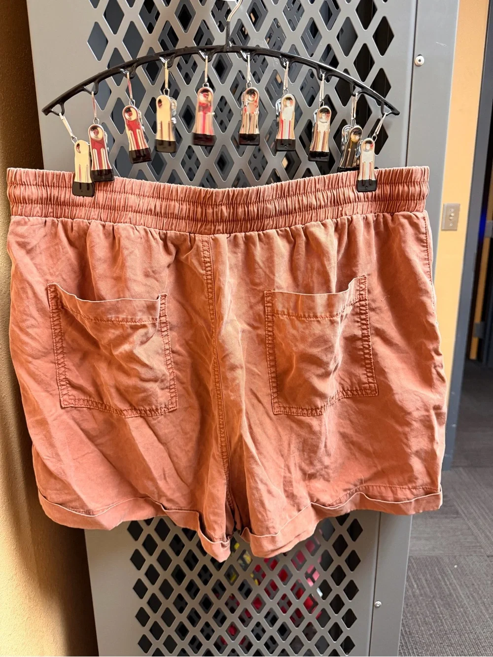 Universal Thread Shorts - Picture 2 of 3
